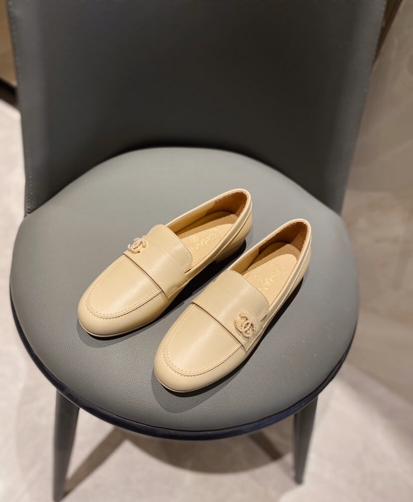Chanel Loafers G35632