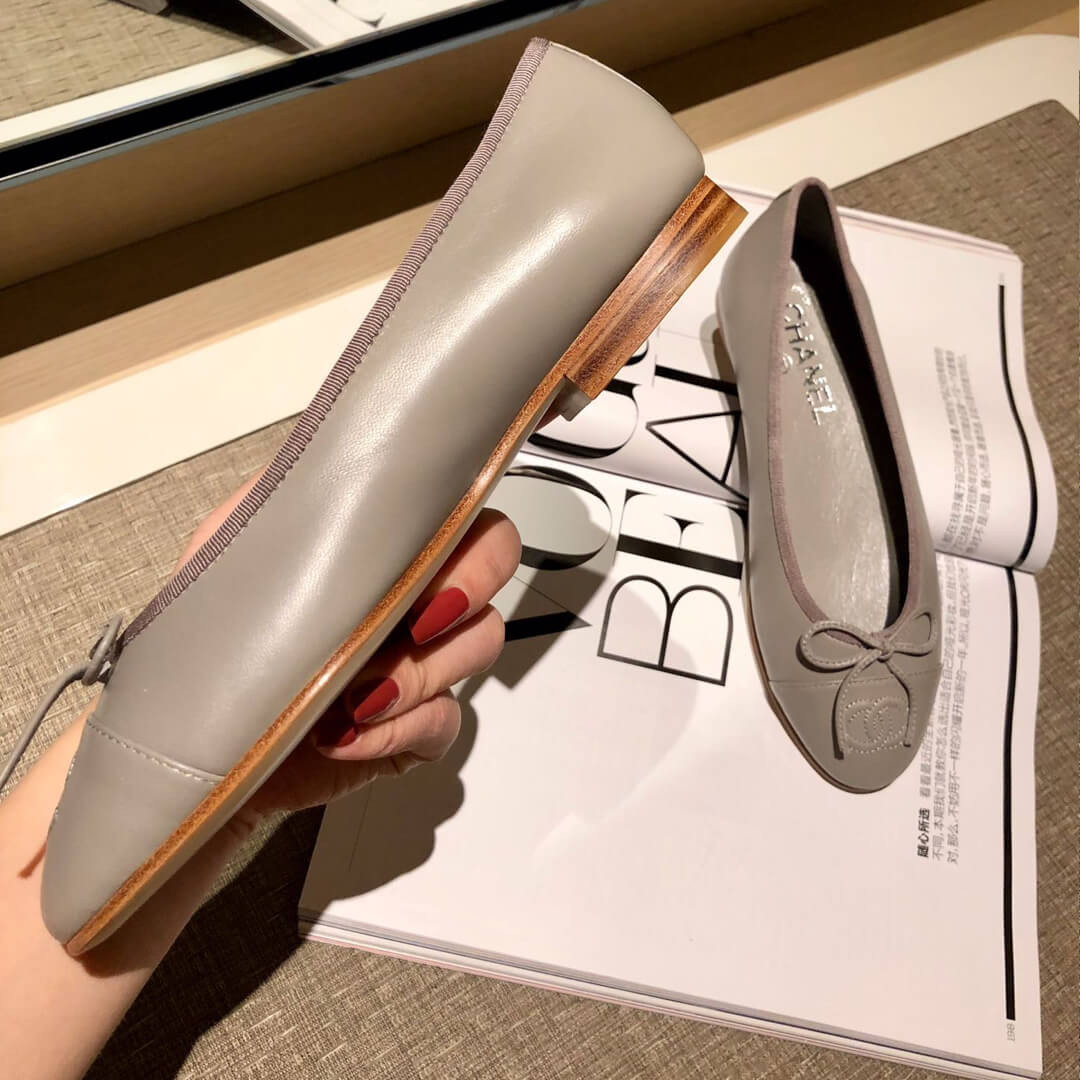 Chanel Leather CC Cap Toe Ballerinas G02819