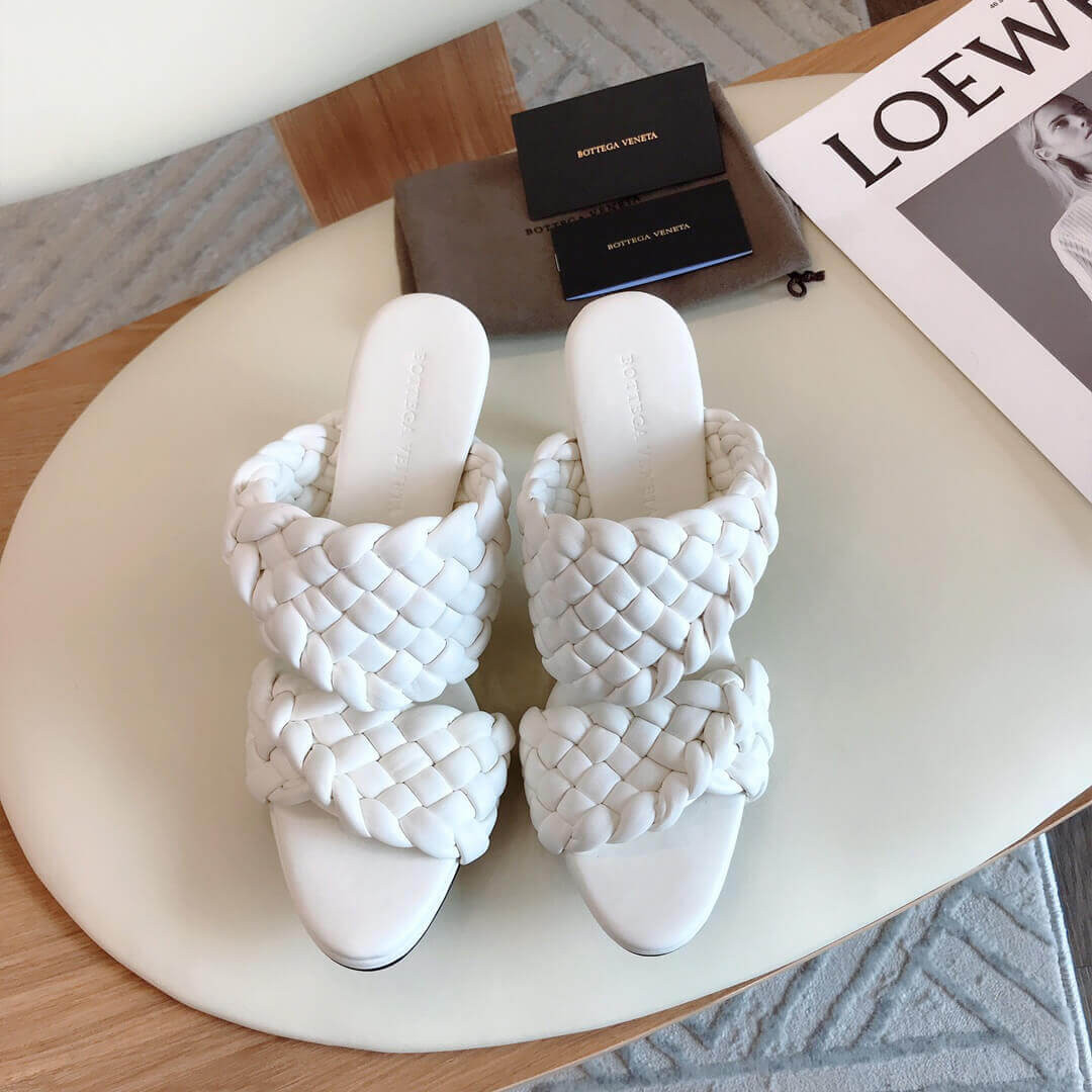 Bottega Veneta BV Curve Sandals 621213 White
