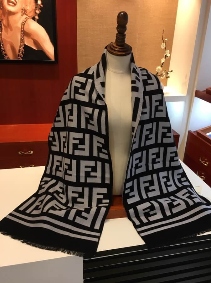 Fendi Wool And Silk Scarf 424A