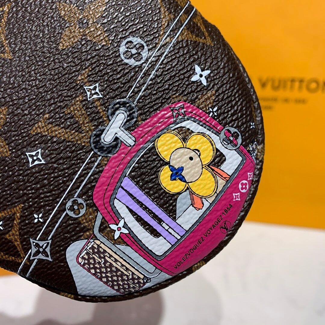 Louis Vuitton Courchevel Round Coin Purse M61926