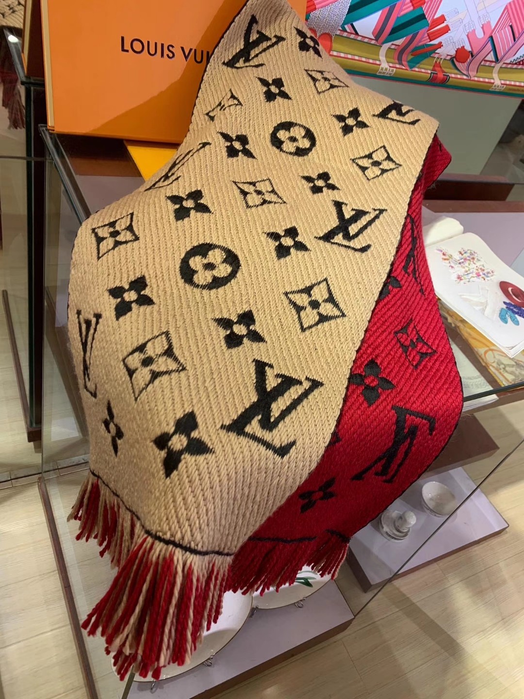 Louis Vuitton Logo Duo Scarf M73886