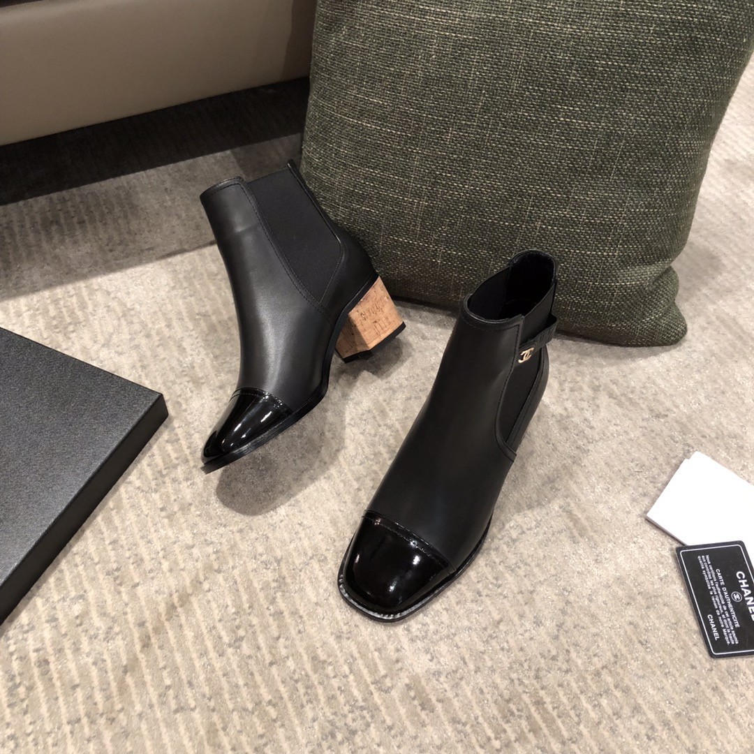 Chanel Ankle Boots G35046