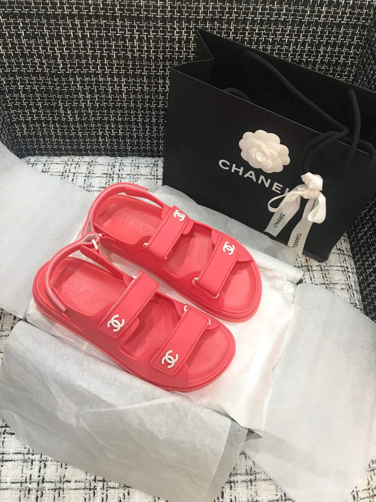 Chanel Velcro Sandals G31848 Rosy