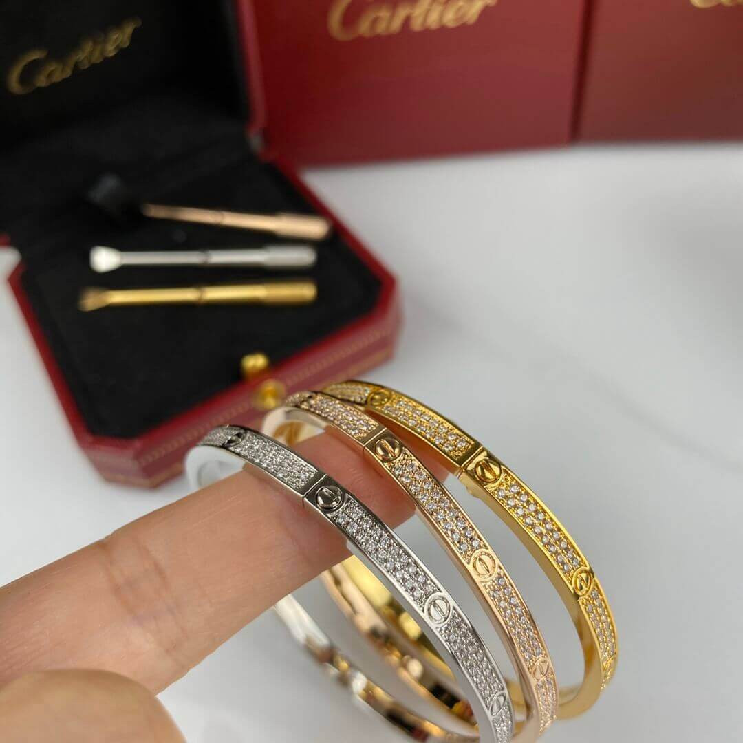Cartier Bracialet Love N6710717