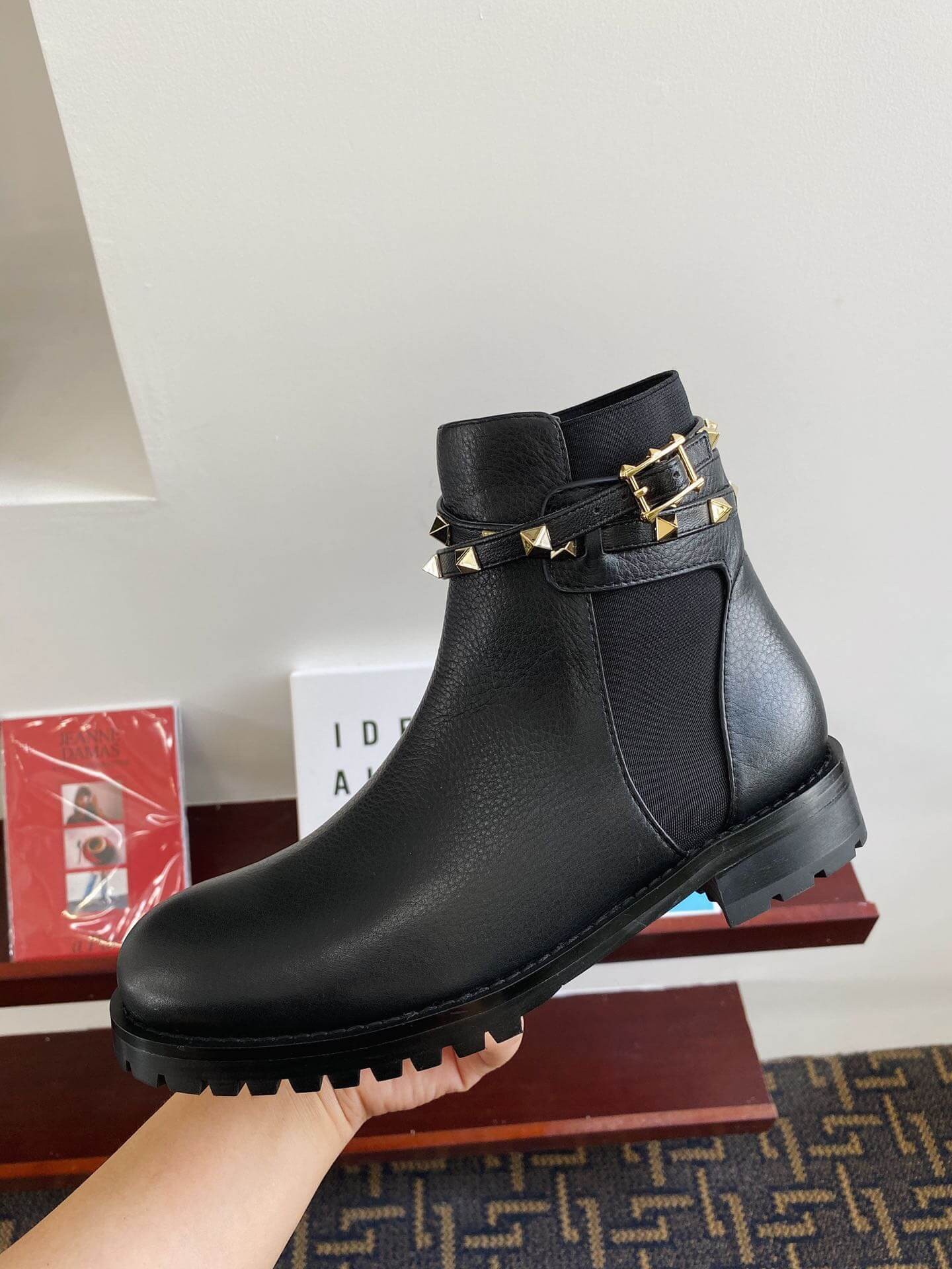 Valentino Garavani Rockstud Grainy Calfskin Leather Ankle Boot P64