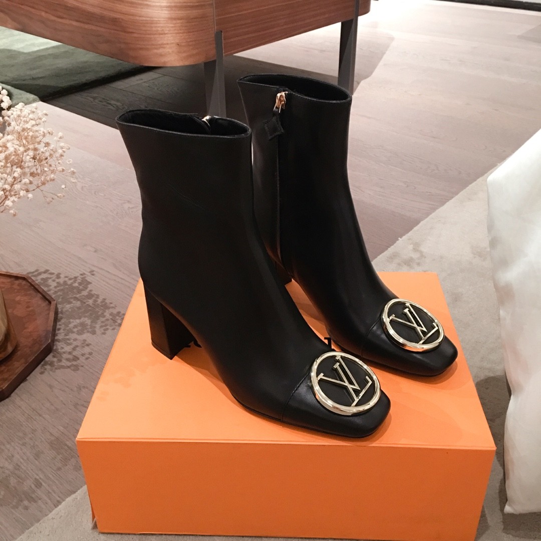 Louis Vuitton Madeleine Ankle Boot 1A5BPA