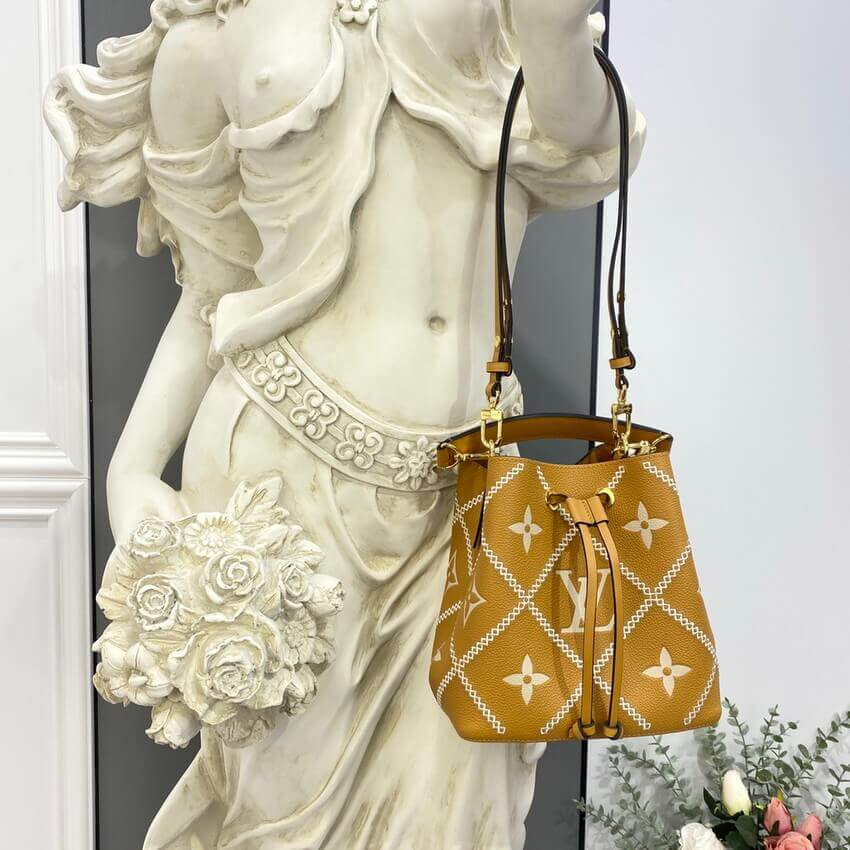 Louis Vuitton NeoNoe MM M46023 M46029