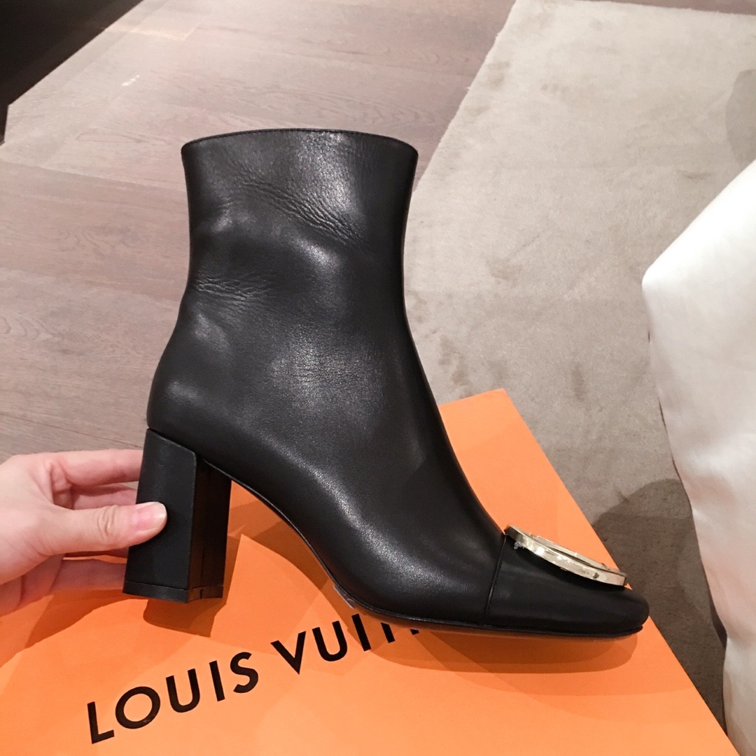 Louis Vuitton Madeleine Ankle Boot 1A5BPA