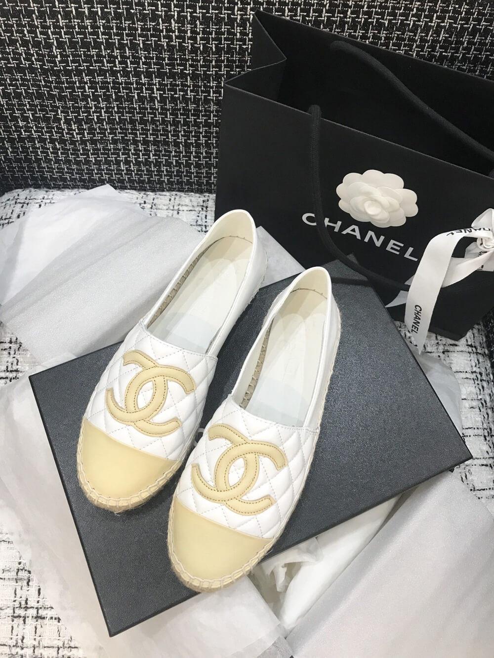 Chanel CC Quilted Espadrilles G29762 White/Beige