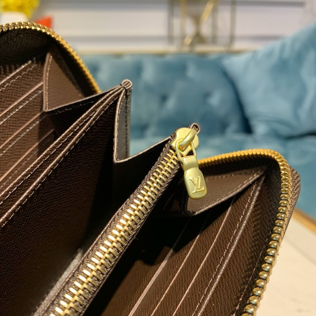 Louis Vuitton Courchevel Zippy Wallet N60257