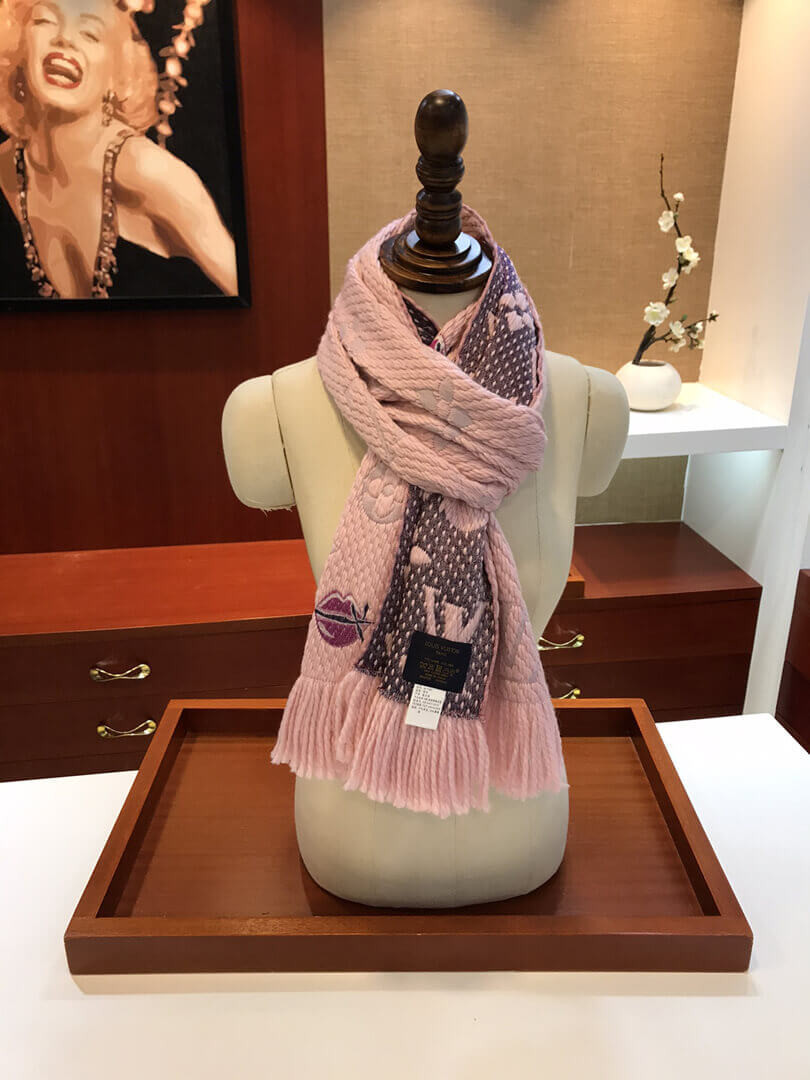 Louis Vuitton Logomania A La Folie Scarf M71587
