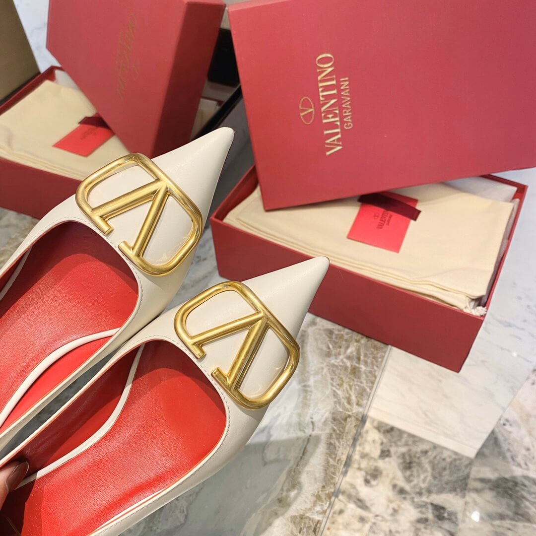 Valentino Garavani Vlogo Calfskin Pump 50mm TW2S0R77