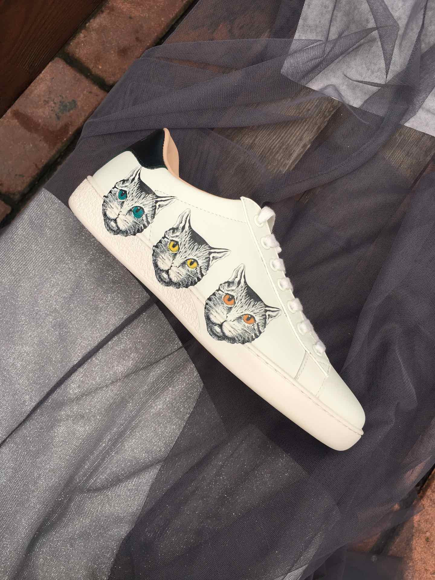 Gucci Ace Sneaker with Mystic Cat 577147
