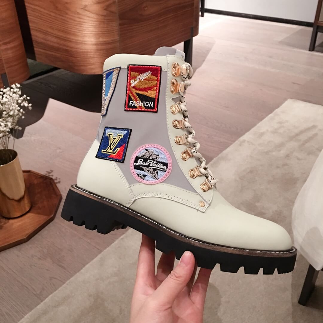 Louis Vuitton Laureate Platform Desert Boot 1A5XXZ