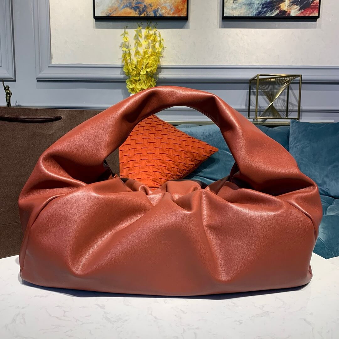 Bottega Veneta The Shoulder Pouch Large Leather Bag 607984