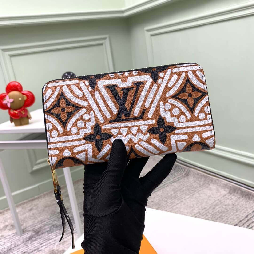 Louis Vuitton LV Crafty Zippy Wallet M69437