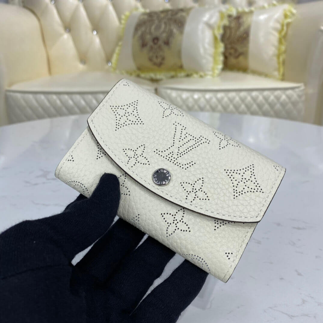Louis Vuitton Mahina Leather Anae Coin Purse M64050