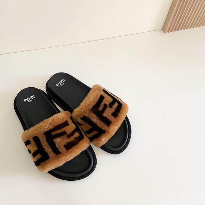 Fendi FF Fur Pool Slide Sandals F125