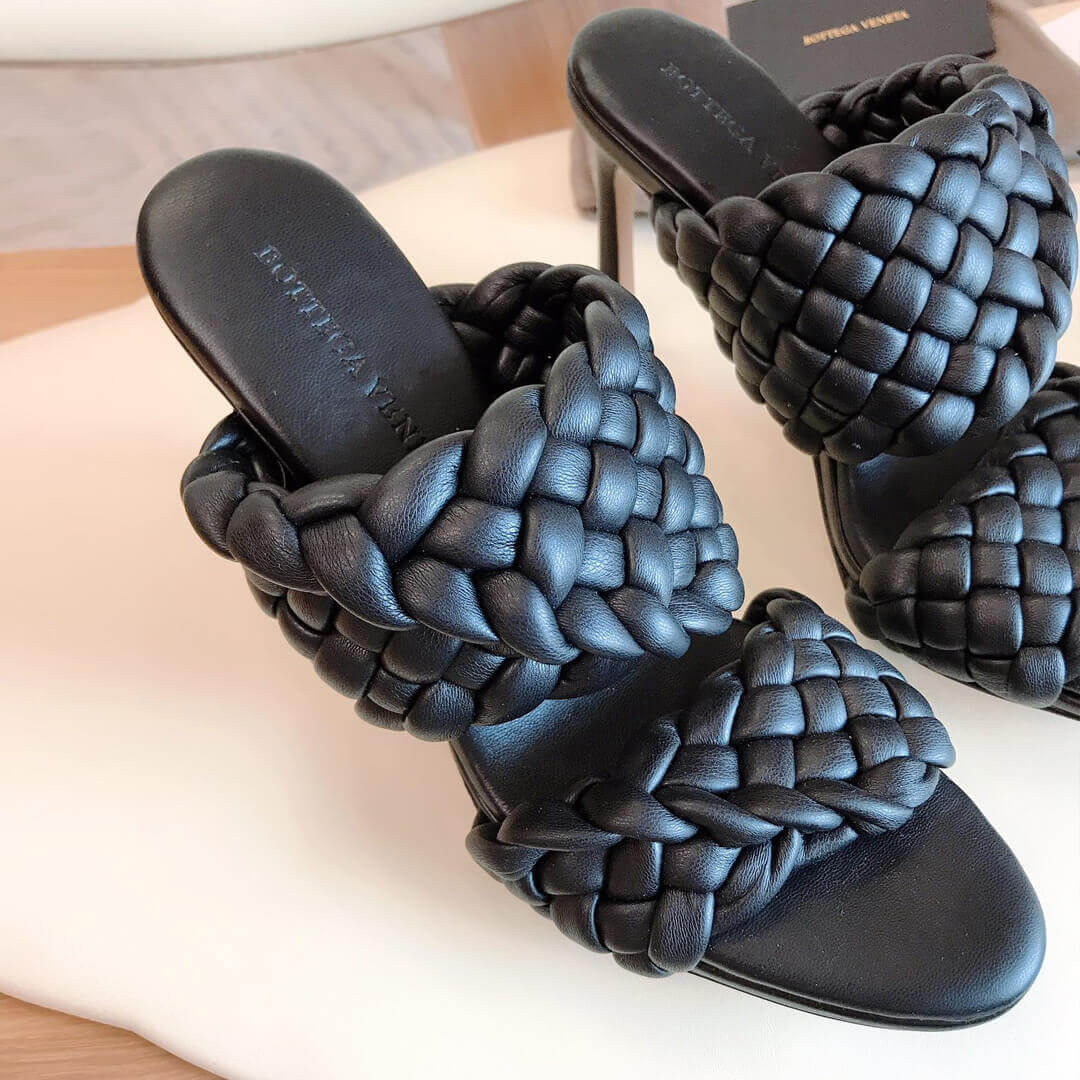 Bottega Veneta BV Curve Sandals 621213 Black