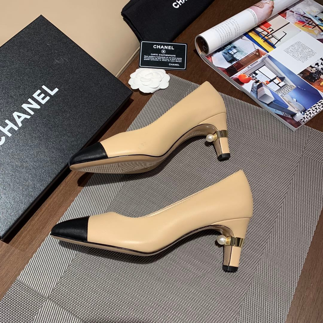 Chanel Klassische Pumps G35802