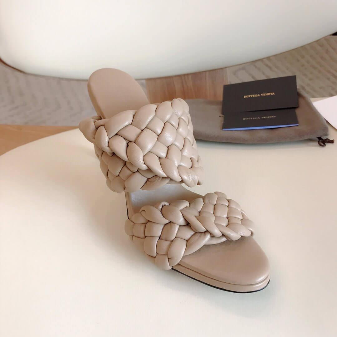 Bottega Veneta BV Curve Sandals 621213 Tapioca