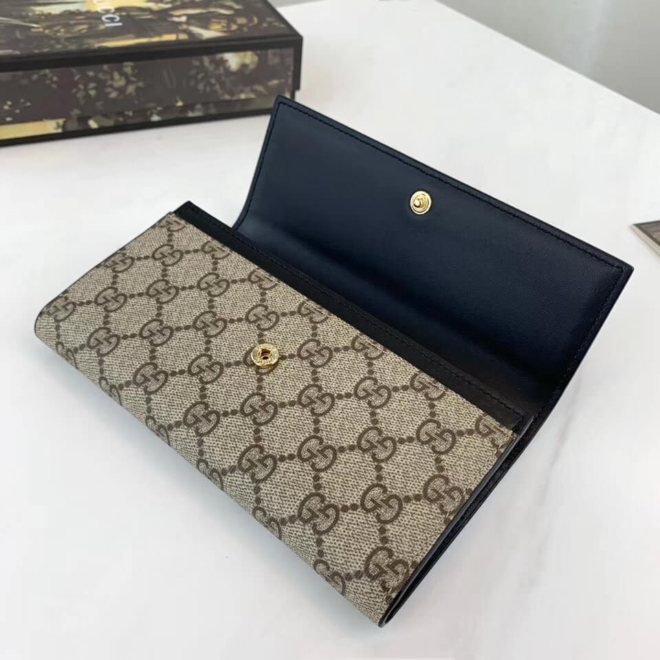 Gucci GG Supreme Continental Wallet 410100