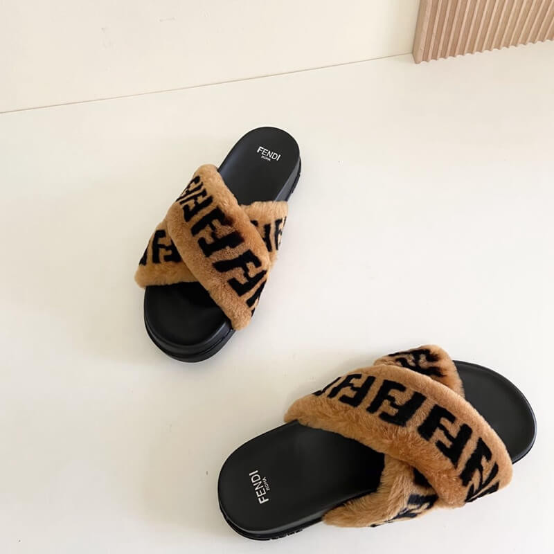 Fendi Logo Shearling Fur Slides Sandals F126