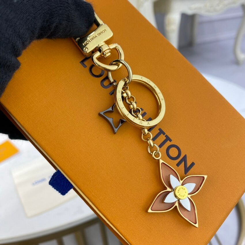 Louis Vuitton Blooming Flowers Bag Charm and Key Holder M68460