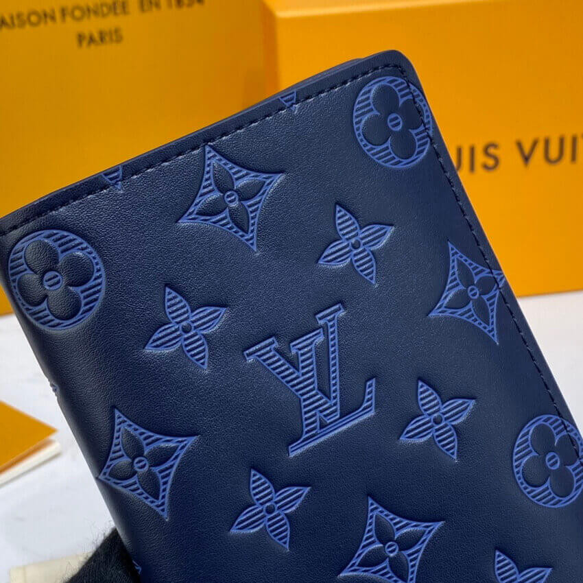 Louis Vuitton Brazza Wallet M80424