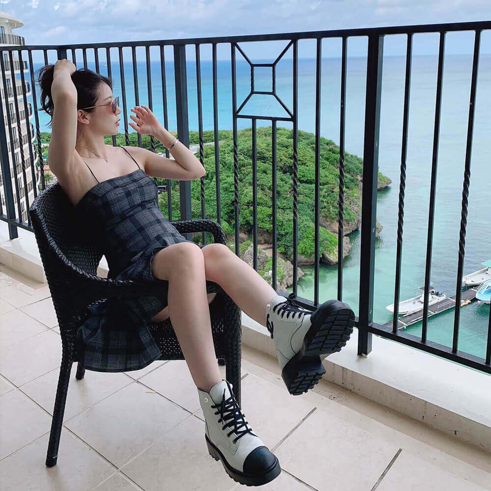 Chanel Pearl Embellished Ankle Boots G36209 Black/White