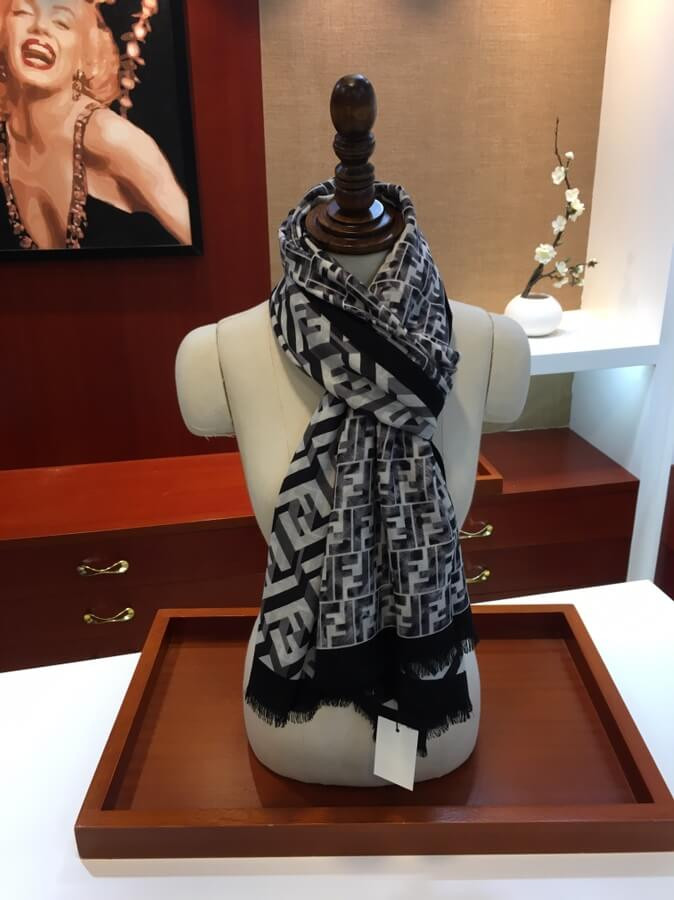 Fendi Cashmere FF Maxi Stole 899A