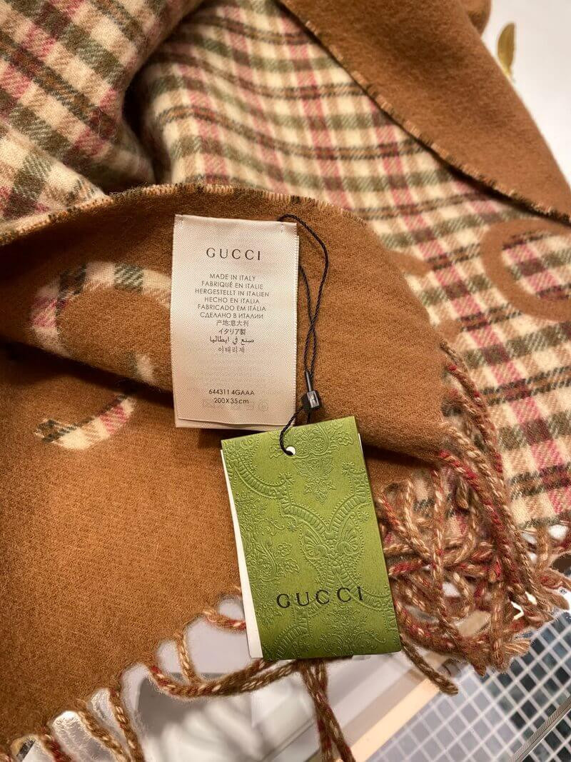 Gucci Check Jacquard Scarf With Gucci 644311