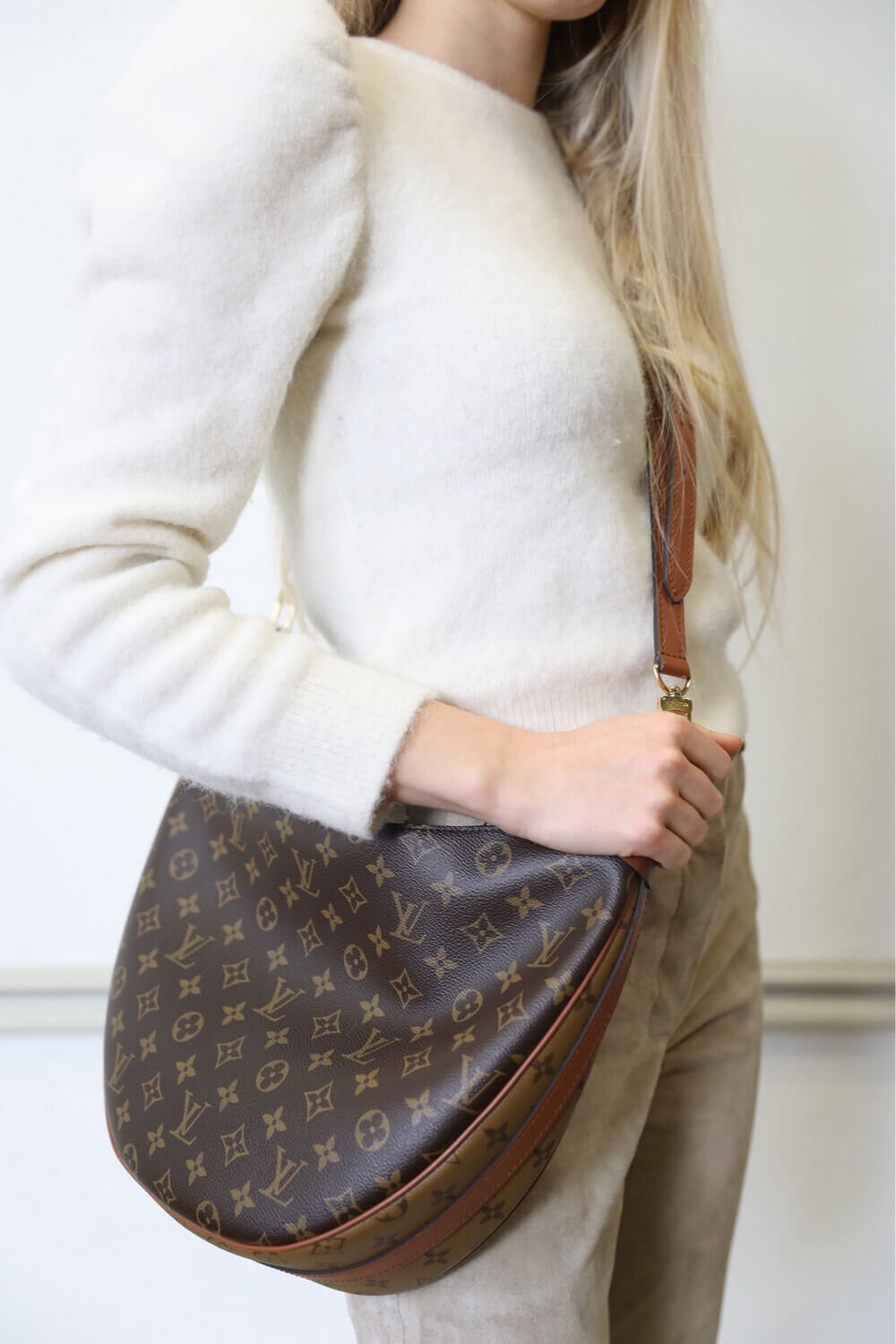 Louis Vuitton Monogram Loop Hobo Bag M46311
