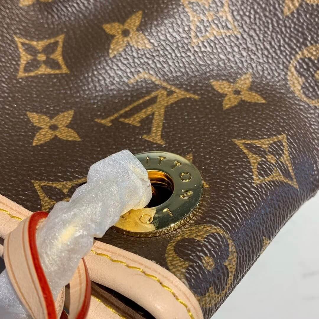 Louis Vuitton Monogram Canvas Artsy MM M44869