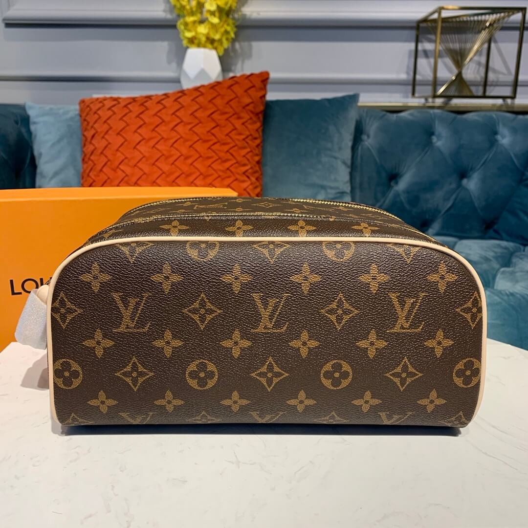 Louis Vuitton Monogram Canvas King Size Toiletry Bag M47528