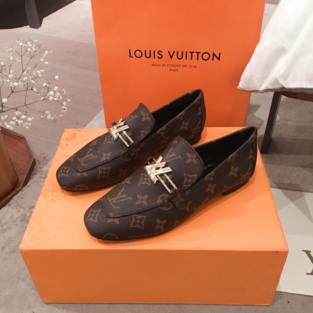 Louis Vuitton Monogram Upper Case Line Loafer 1A4XD2