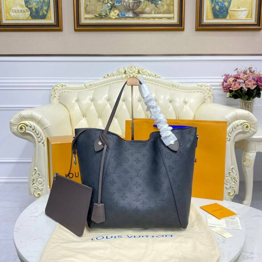 Louis Vuitton Hina MM M54354