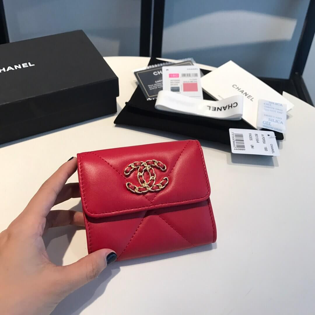 Chanel 19 Trifold Compact Wallet AP0956