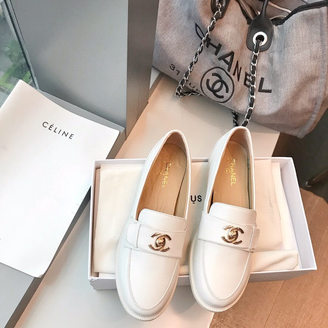 Chanel CC Turnlock Loafers And Leather Loafers G429295