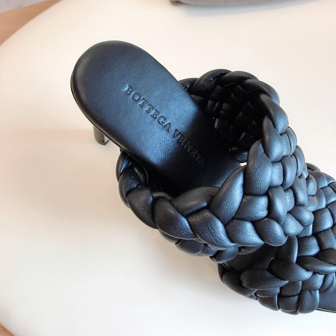 Bottega Veneta BV Curve Sandals 621213 Black