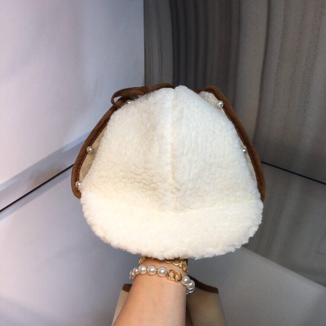 Chanel Wool Beanie D017