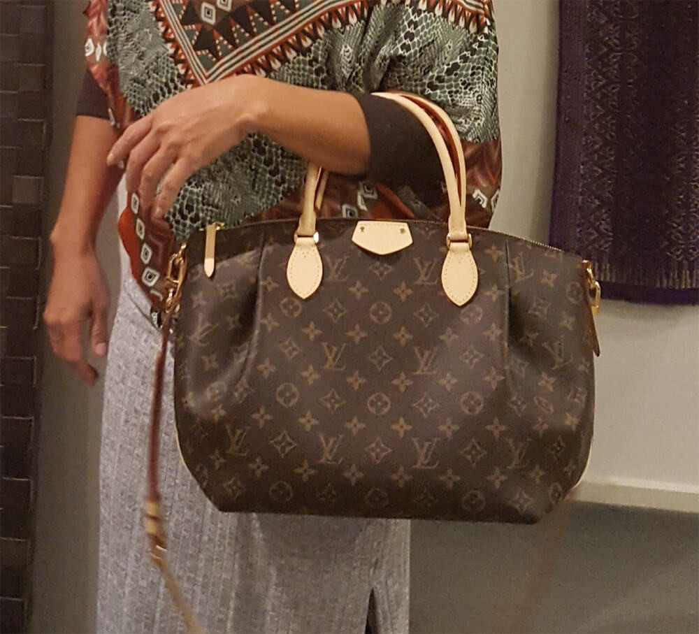 Louis Vuitton Monogram Canvas Turenne MM M48814