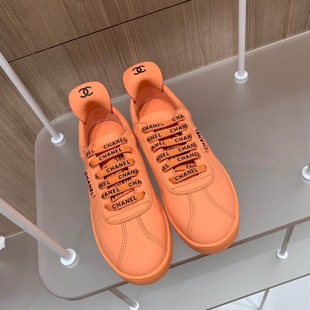 Chanel Leather  Weekender Sneakers G99693