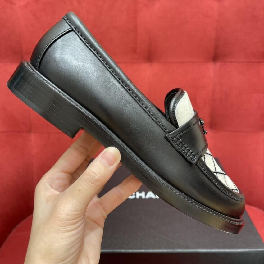 Chanel Black Leather and White Velvet Loafers