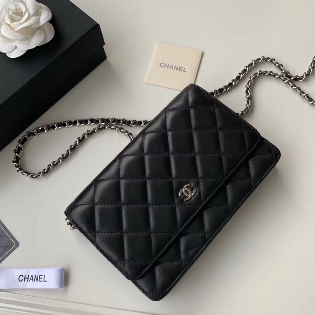 Chanel Classic Lambskin Wallet On Chain WOC AP0250