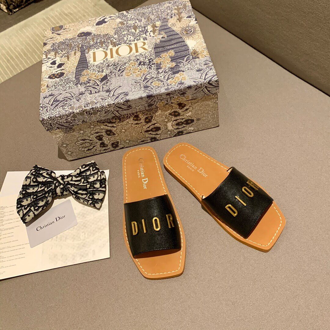 Christian Dior Logo Leather Mule D20601