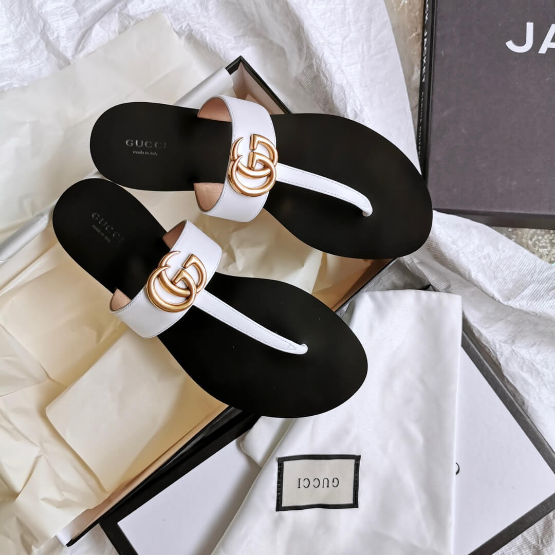 Gucci Leather Thong Sandal With Double G 497444