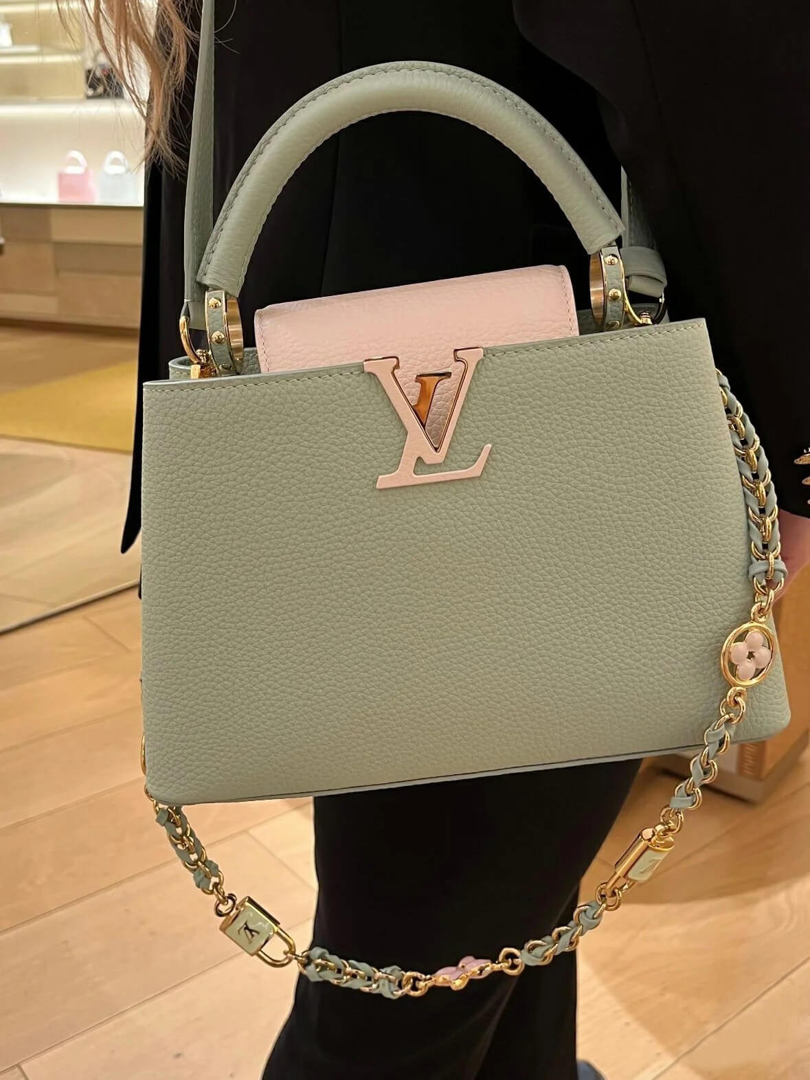 Louis Vuitton Capucines BB Love Lock Taurillon M23950 M24471