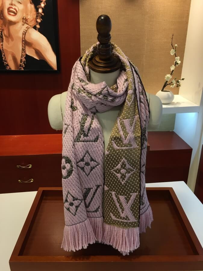 Louis Vuitton Monogram Giant Jungle Logomania Scarf M75884